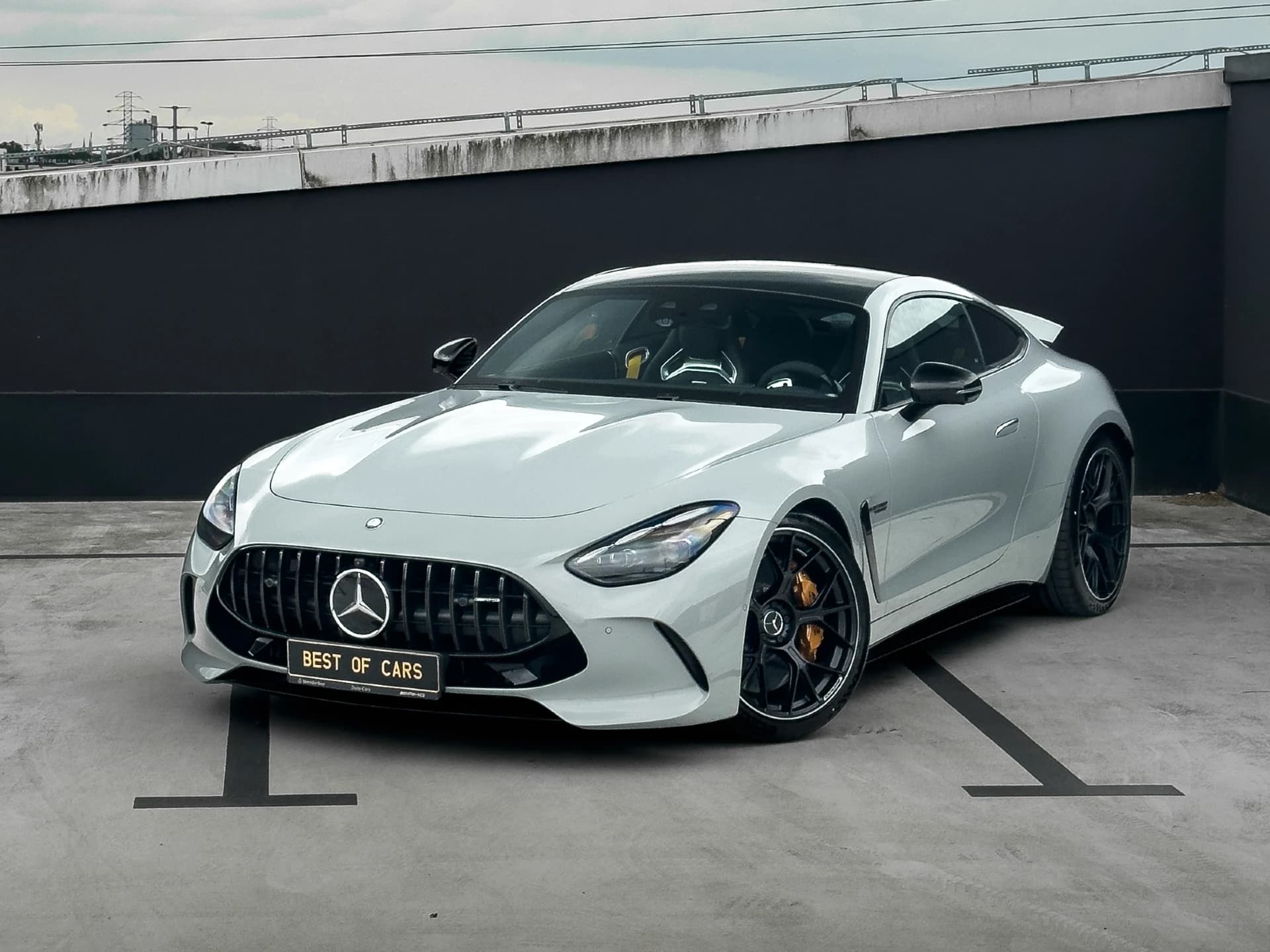 Wynajem Mercedes-AMG GT63